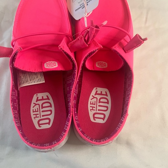 Hey Dude Women's Wendy Backless Pink Shoes - Picture 2 of 4